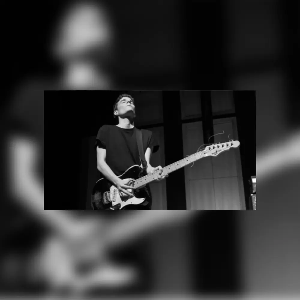 Electric Umbrella #25 with Nina Garcia & Liegenaar